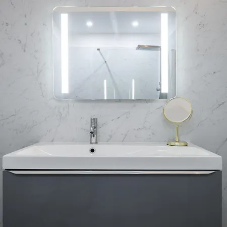 Appartement Le Cap, 3p Rénové, Coeur Vieille Ville, Avec Parking Public Interparking Sablettes