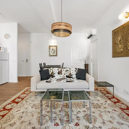 Apartment Le Cap, 3p Renove, Coeur Vieille Ville, Avec Parking Public Interparking Sablettes Menton