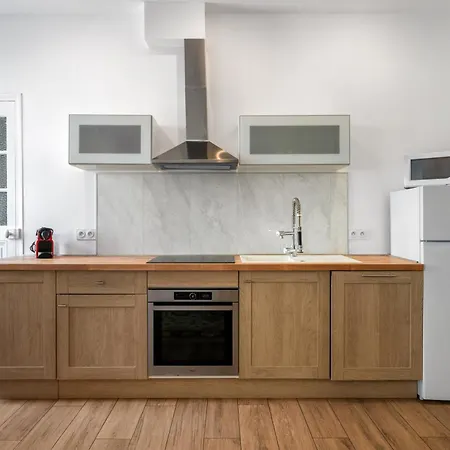 Le Cap, 3p Renove, Coeur Vieille Ville, Avec Parking Public Interparking Sablettes Apartment