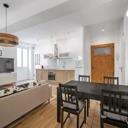 Apartmán Le Cap, 3p Renove, Coeur Vieille Ville, Avec Parking Public Interparking Sablettes *